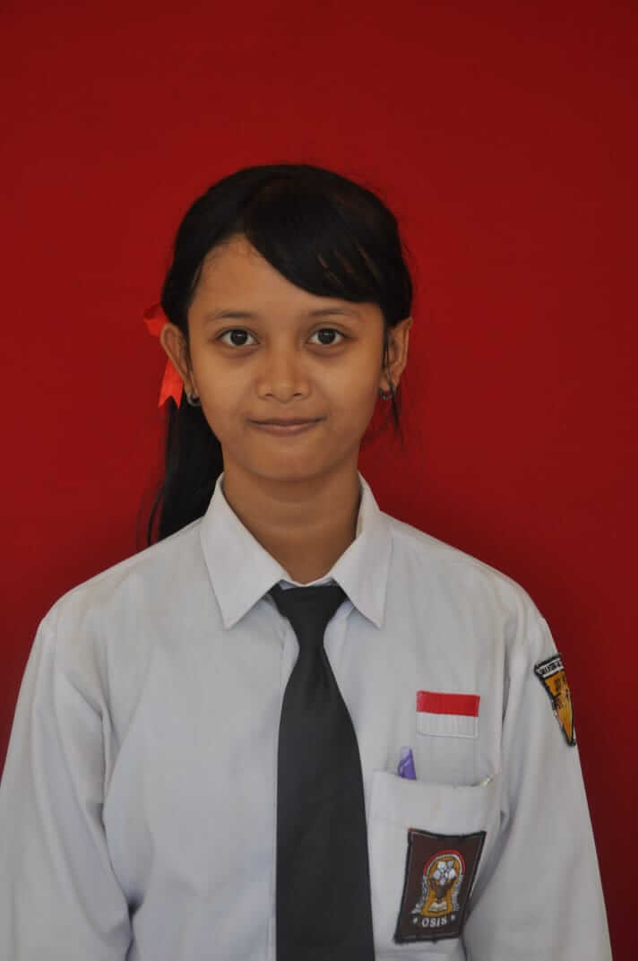Ni Putu Liyonni Ari Dewi